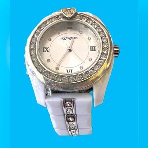BRIGHTON  DANA POINT Latte Crystal Silver Round Disc Watch.  With a new battery